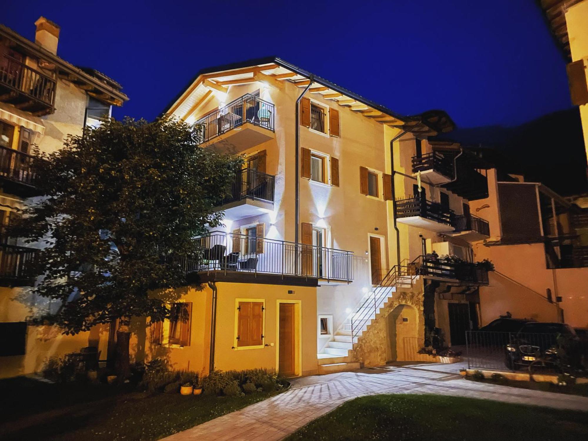 B&B Nalu Arco Ngoại thất bức ảnh